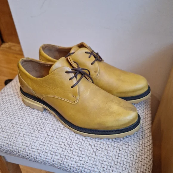 John Fluevog Kaya Oxford Loafers Yellow Size 7.5 - Picture 2 of 15